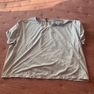Backcountry workout shirt sz: L